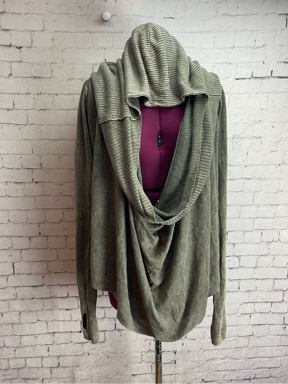 Nicholas K size XS Marco Hoodie linen blend green